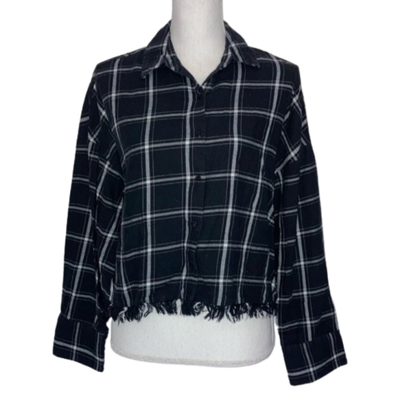Zara Tops - ZARA plaid top button down crop long sleeve collared